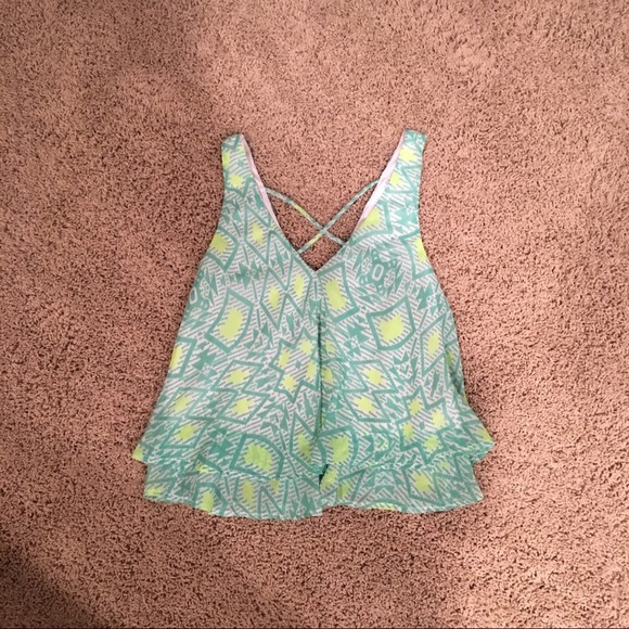 Lush top - Picture 1 of 4